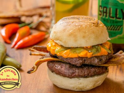 Jalapeño Hot Burger é o lançamento exclusivo do Mustang Sally no Curitiba Honesta